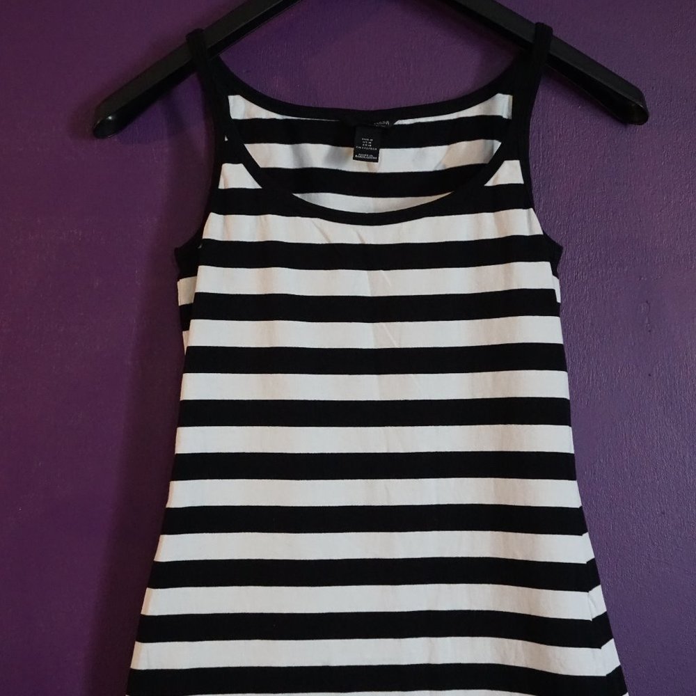 H&M Black And White Stripe Top